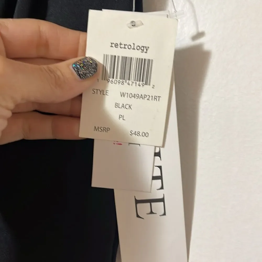 NWT retrology shorts PL